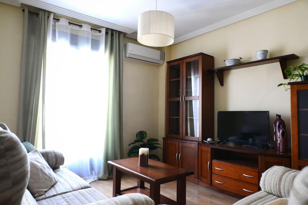 Vivienda Con Fines Turisticos Baeza Monumental Centro Daire Dış mekan fotoğraf